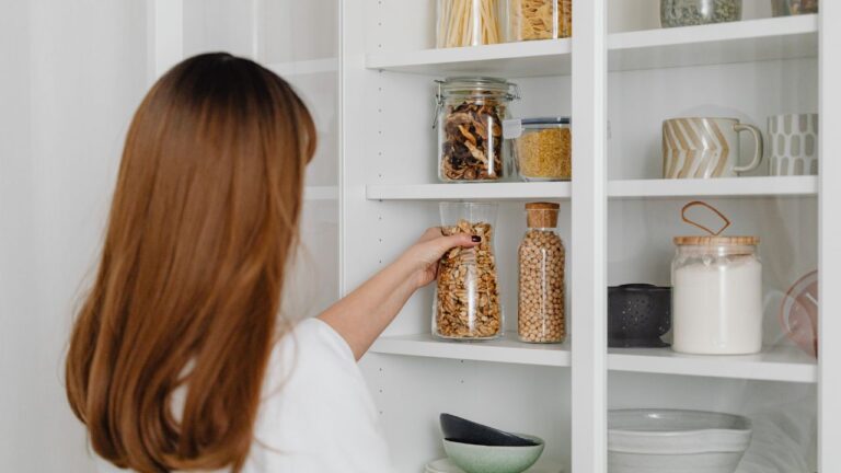 The Ultimate Guide to Organising Your Kitchen Pantry Like a Pro