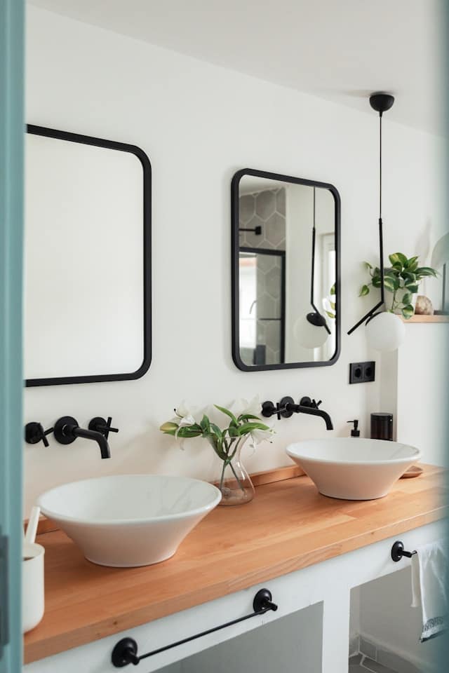 Bathroom countertop storage ideas