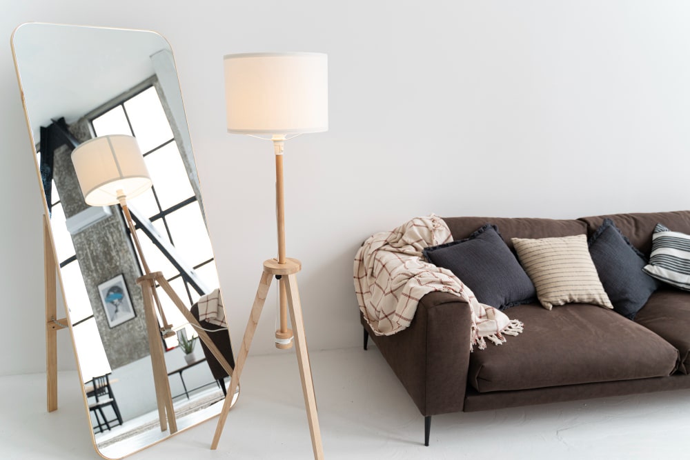 Space-Saving Decor Hacks for small apartments 8 Space-Saving Decor Hacks for small apartments :Optical Illusions