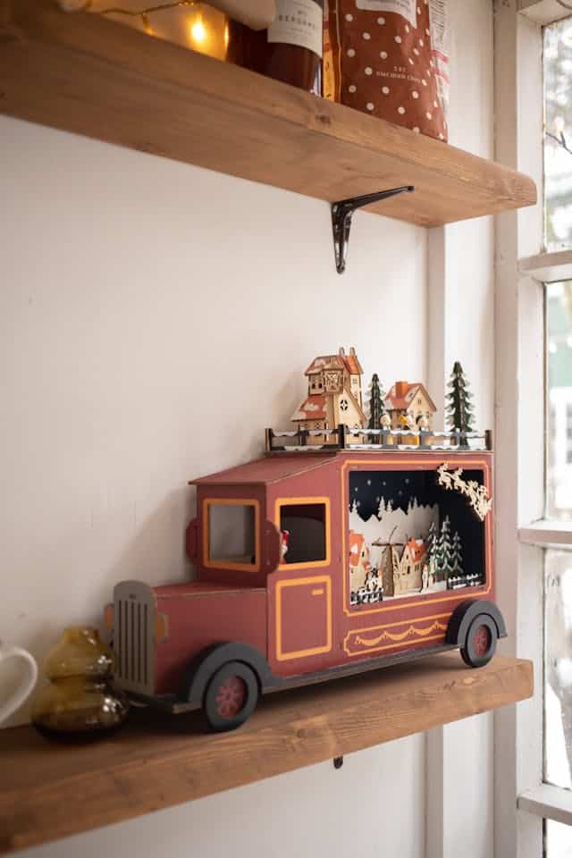 27 Festive Christmas Shelf Decor Ideas to Spruce Up Your Aussie Home