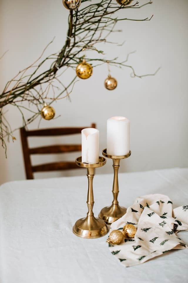 Neutral Christmas Decor Ideas Neutral kitchen towels with Christmas theme