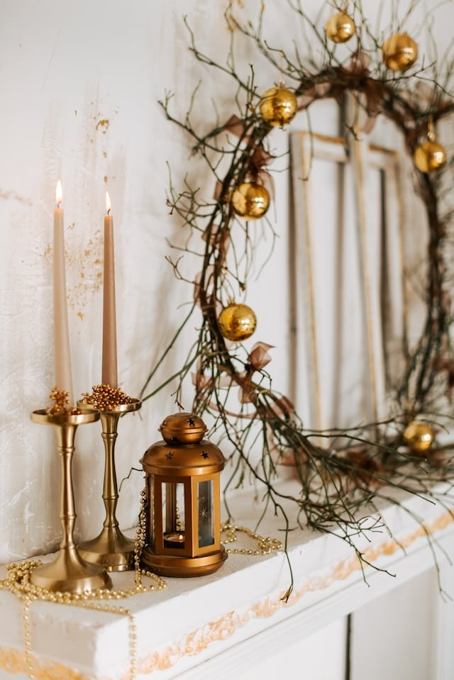 Neutral Christmas Decor Ideas Small neutral wreaths