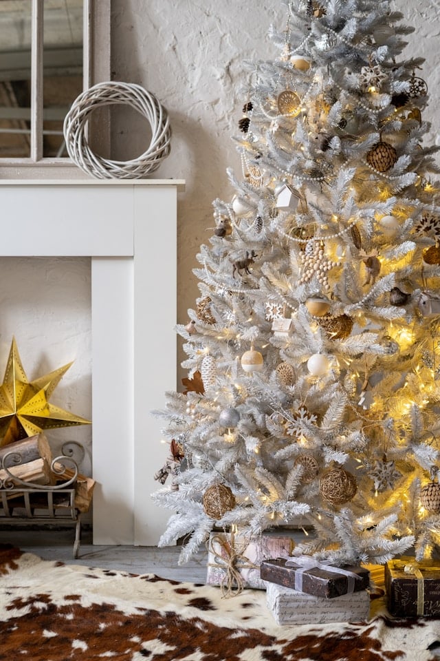 White Christmas Decor