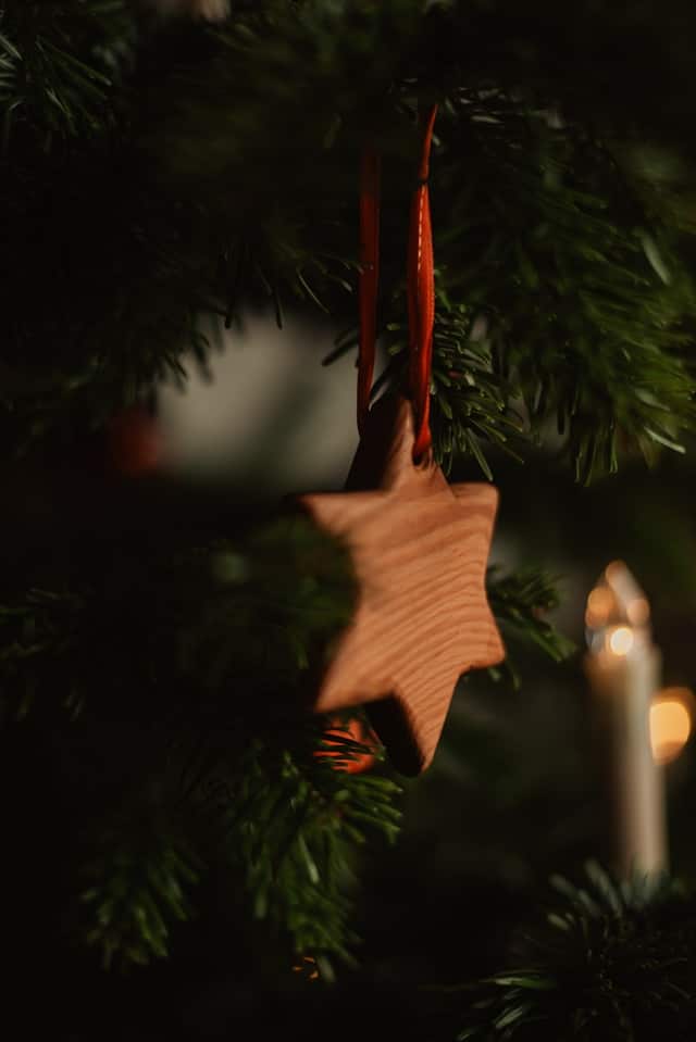 Neutral color christmas decor ideas