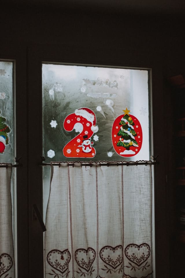White Christmas Decor Ideas white decoration for christmas