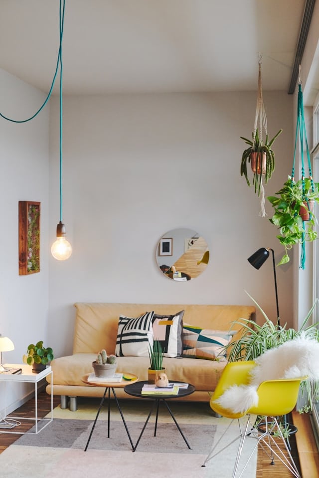 Small sofas for small spaces